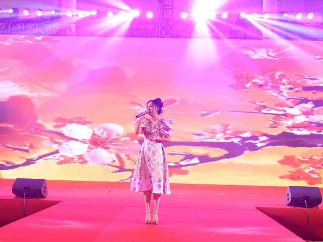 346fbfee8ecc419daada1f0be43725de